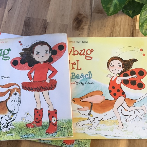 Ladybug Girl & At the Beach Beautiful Hardcover Books by David Soman Jacky Davis - Picture 9 of 16